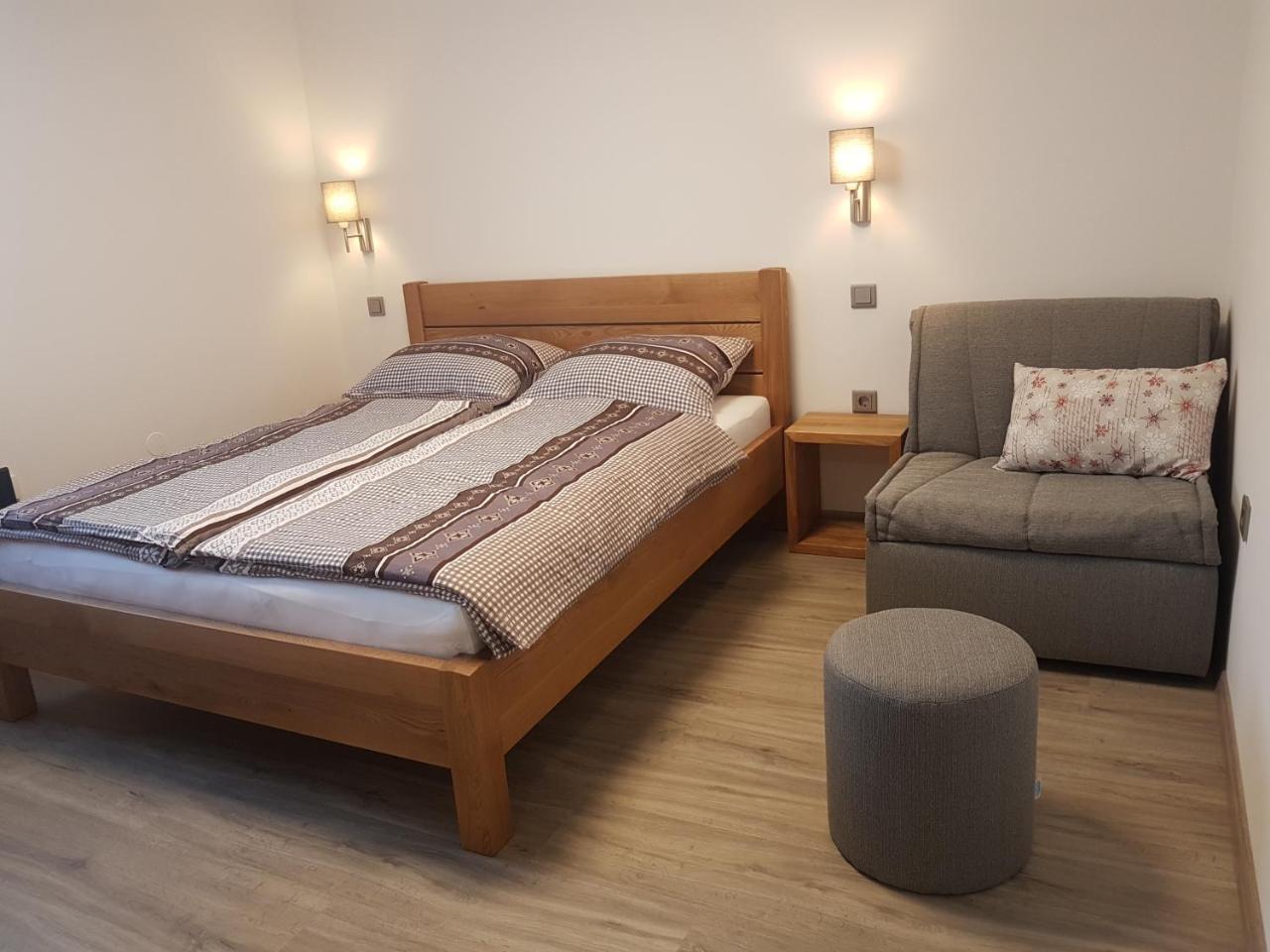 קרנייסקה גורה Apartments And Rooms Milena מראה חיצוני תמונה