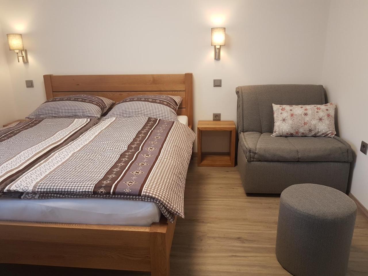 קרנייסקה גורה Apartments And Rooms Milena מראה חיצוני תמונה